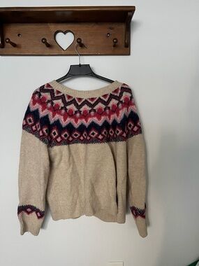 Old Navy Beige Crewneck Sweater with Pink and Navy Nordic Yoke